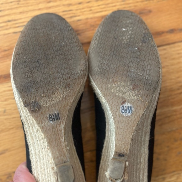 Michael Kors Espadrille wedges -size 8.5 - Picture 5 of 7